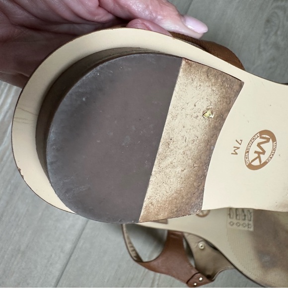 Michael Kors Brown Sandals with Gold Details - Picture 3 of 4